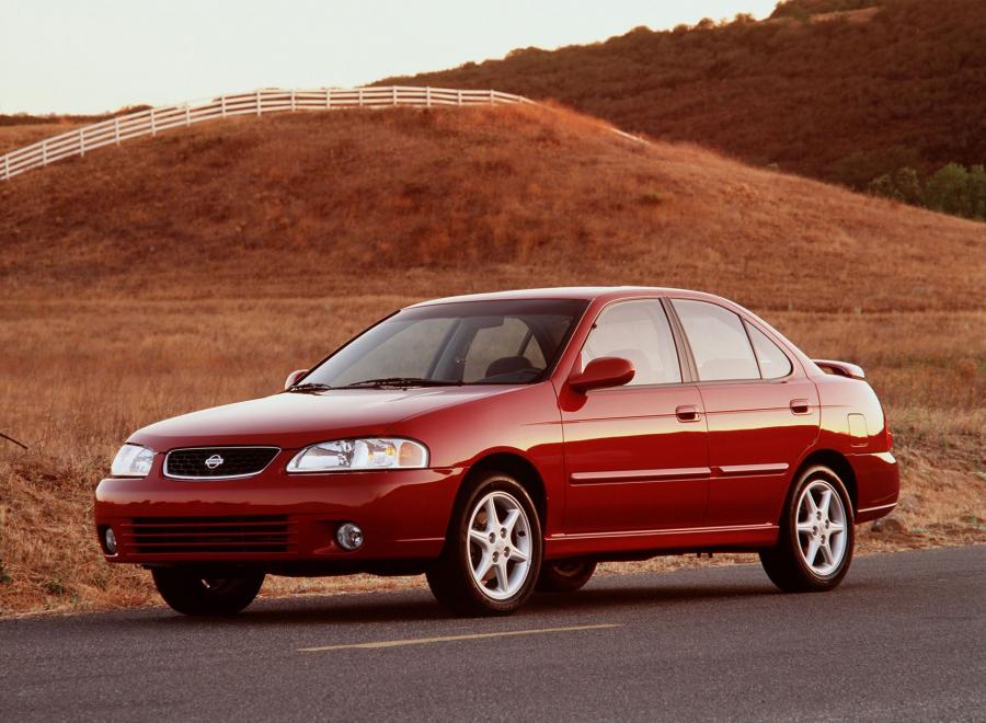  Nissan Sentra 1999 года  (фото 4 из 25)